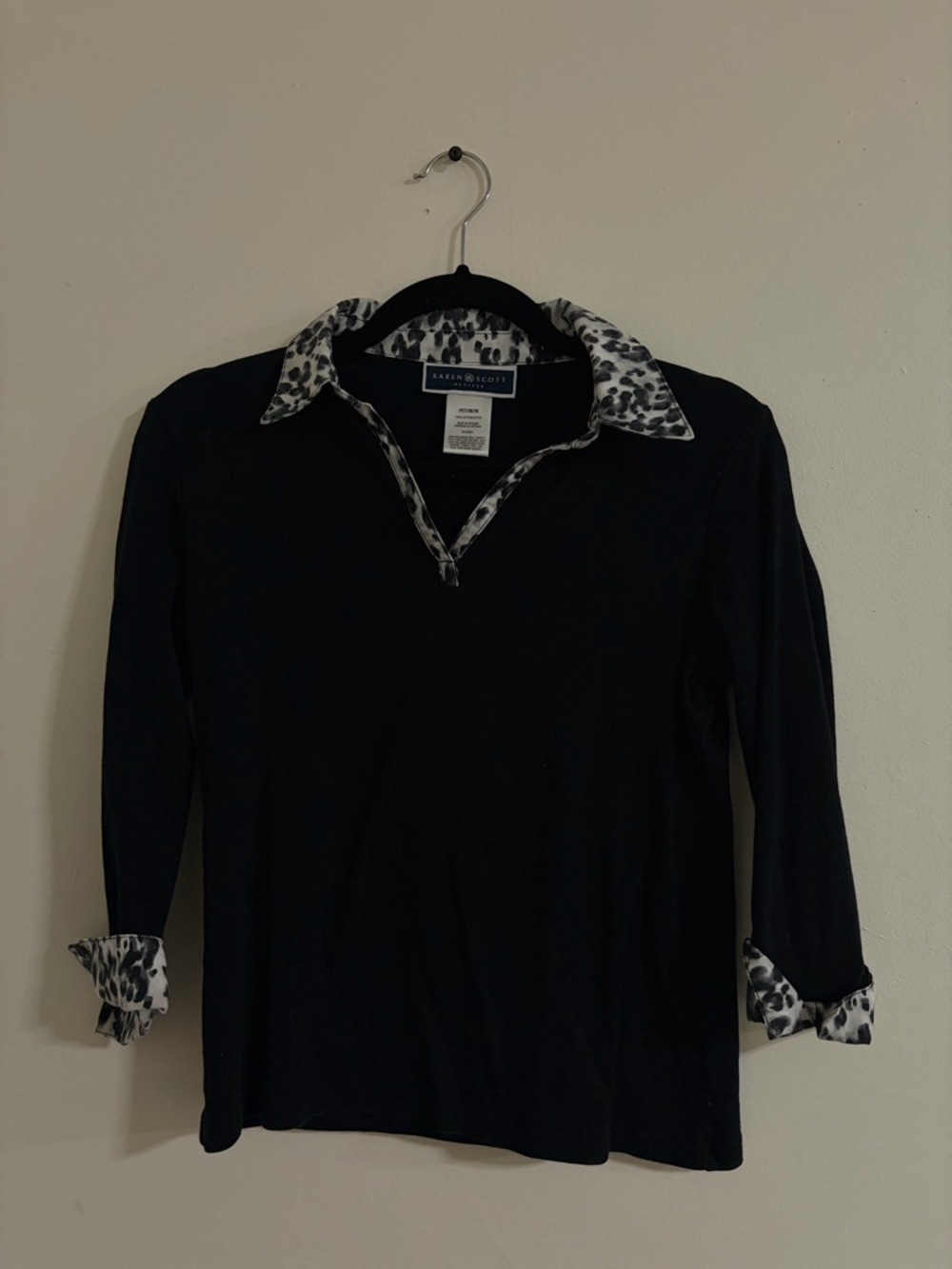 Karen Scott Black Top with Leopard-Print Collar and Cuffs